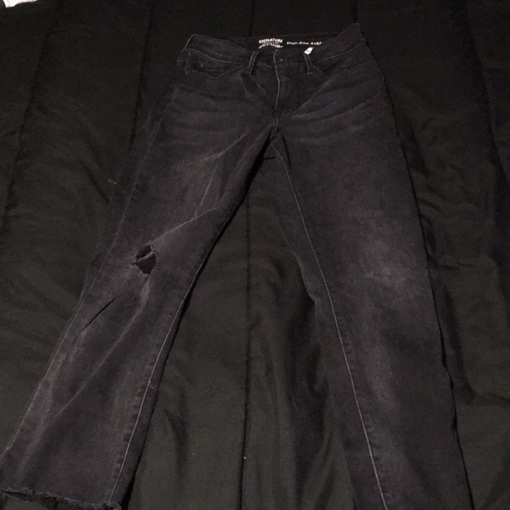 Black high rise ankle slim
